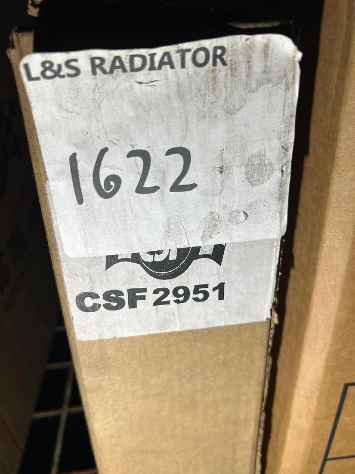 NUEVO RADIADOR DE REPUESTO PARA VOLKSWAGEN GOLF 1995 Foto 1 de 1