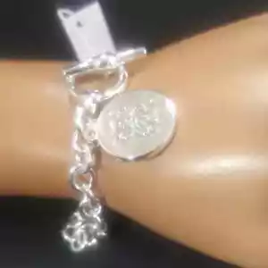 Vera Bradley Women's Silver Plated Signature Toggle Charm Bracelet NWT - Picture 1 of 4