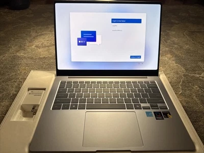 Portátil táctil Samsung Galaxy Book4 Edge- 14" AMOLED Snapdragon X Elite 16 GB 512 GB Foto 1 de 4