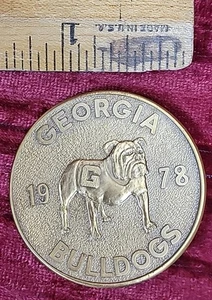 UGA UNIVERSITY OF GEORGIA BULLDOGS FOOTBALL 1978 SCHEDULE COIN TOKEN MEDALLION - Picture 1 of 6