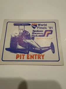 "Pegatina de entrada al pozo original vintage NOS AHRA 1981 Finales Mundiales 4,25 x 5,5"" (9E)" - Imagen 1 de 1
