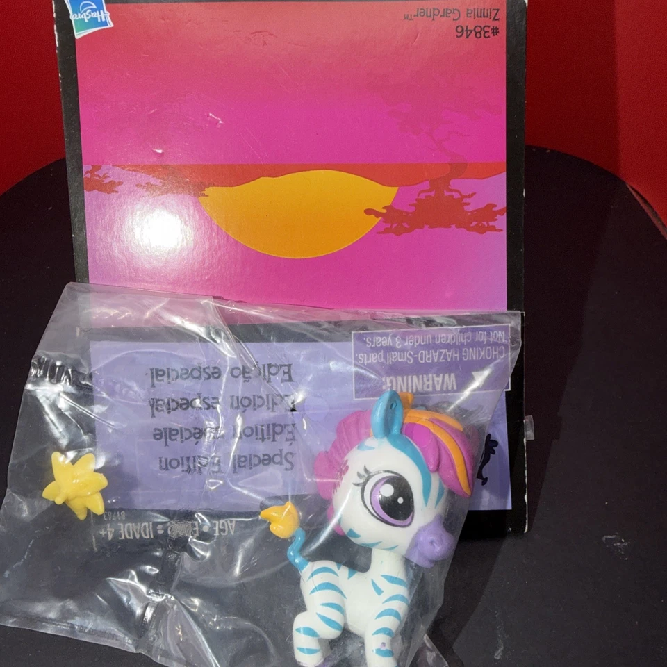 Littlest Pet Shop Special Edition Zinnia Gardner 3846 Figure