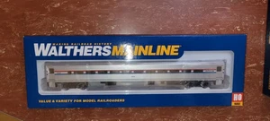 Walthers HO Scale 85' Horizon Fleet Coach Phase III (3)  #54046 - Picture 1 of 2