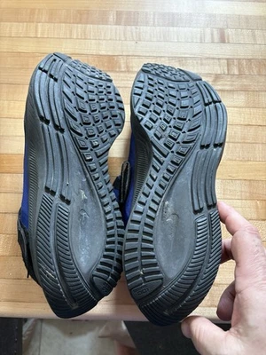 Tênis de corrida Nike tamanho 12,5 - Imagem 1 de 4