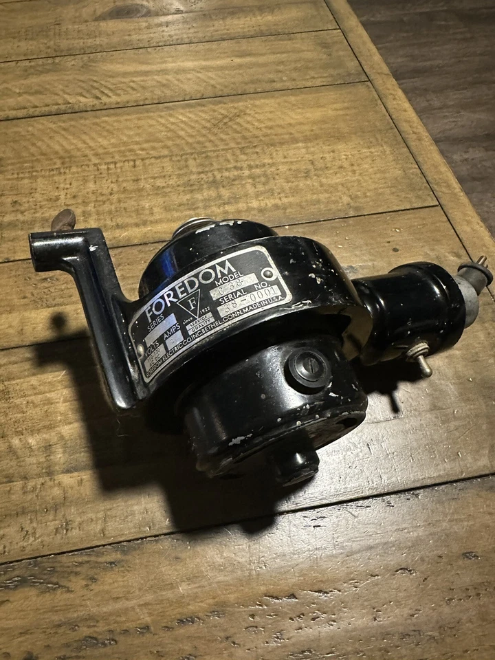 Accesorio de máquina CNC rotativa Foredom C38 de colección serie # 380001 Foto 1 de 4