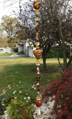 Atrapasol/prisma de piedra checa marrón beige hecho a mano con elementos de Swarovski EE. UU. Foto 1 de 4