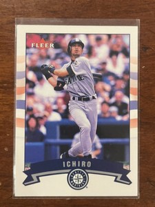 Ichiro Suzuki 2002 Fleer Tiffany #242 /200  Seattle Mariners