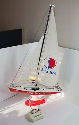 Golden Brite Sea Lite 37 RC Radio Controlled Sailboat Boat Tested Working - Image 1 of 4