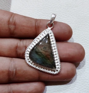 Ciondolo in Labradorite Ciondolo in Argento Labradorite Ciondolo fatto a mano... - Foto 1 di 7