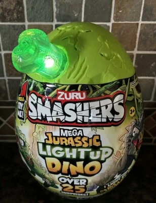 Huevo coleccionable ZURU Smashers Mega Jurassic Light Up Dino (25+ sorpresas) 2022 Foto 1 de 4