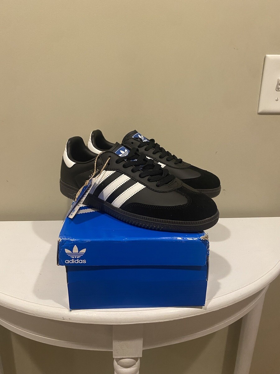 adidas Samba OG Black Gum for Sale - Authenticity Guaranteed adidas Samba OG Black Gum for Sale - Authenticity Guaranteed