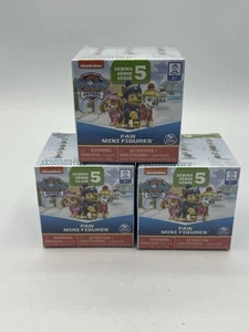 Lot of 3 Nickelodeon Paw Patrol Series 5 Mini Figures Blind Box mystery  NEW - Picture 1 of 3