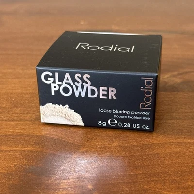 Rodial Glass Powder 8g 0.28 oz, Skin Perfecting Loose Blurring Powder Creamy - Image 1 of 2