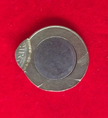 10 RUPEES ERROR COIN - Image 1 of 2