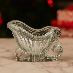 Plato de caramelo vintage con soporte de luz de té de cristal de plomo de Santa Sleigh 24 % St George - Imagen 1 de 10
