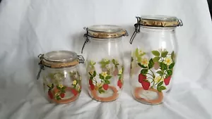 Arc France 3 Gläser Set Klappdeckel bemalt Erdbeeren Blumen Einmachen - Bild 1 von 9