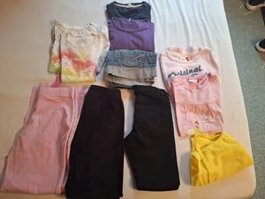 Mädchenbekleidung Paket Konvolut 14 Teile gemischt G. 128/140 sehr gut ehalten - Bild 1 von 23