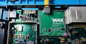 Commodore MAX Machine RF modulator S-VIDEO bypass - Bild 1 von 2