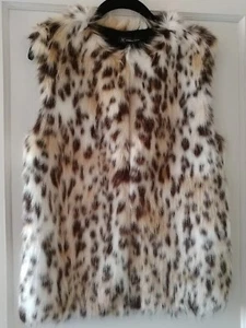 INC International Concepts Three Hook And Loop Snow Leopard Faux Fur Vest Sz M-L - Picture 1 of 12