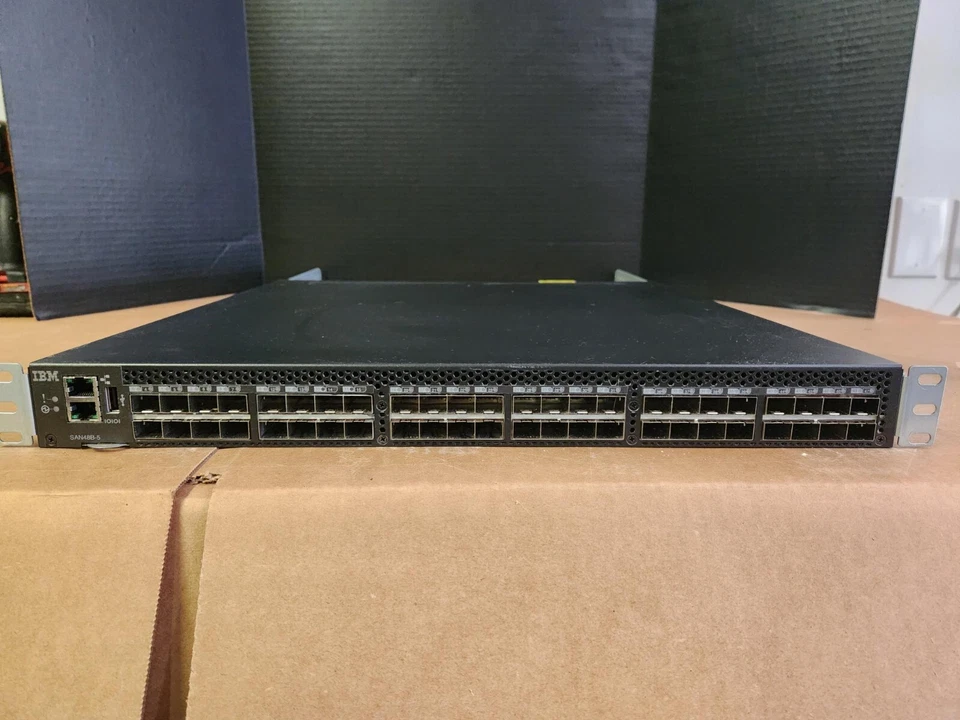 IBM Brocade SAN48B-5 2498-F48 48-Port 16GB FC switch 36 active Dual Power Rails - Image 1 of 4