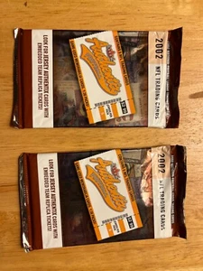 2002 Fleer Authentix Sealed 5cd Hobby Pack Look4 Tom Brady Smith Favre Starr NEW - Picture 1 of 2