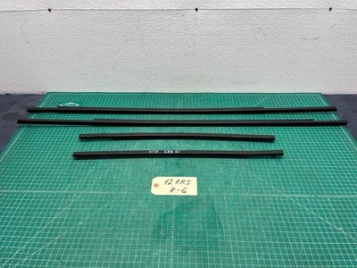 10-13 LAND ROVER RANGE ROVER SPORT PUERTA DELANTERA Y TRASERA VENTANA CINTURÓN MOLDEADO CONJUNTO OEM Foto 1 de 4