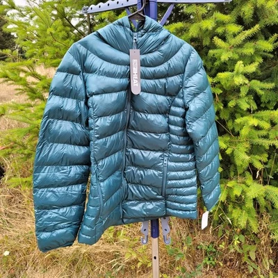 32 Degrees Heat Puffer Jacket Women’s M Hooded Zip Up Atlantic Deep NWT - Image 1 of 4