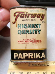 Pimentón Fairway Vintage 1 oz estaño, parcialmente lleno, lados de cartón, excelentes colores - Imagen 1 de 4