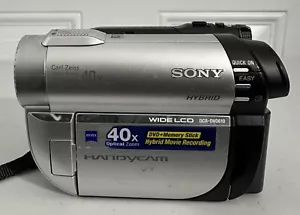 SONY DCR-DVD610 DVD Handy Camcorder 40x Optical Zoom With Battery - Picture 1 of 4