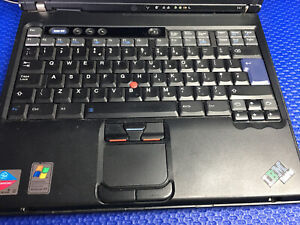 IBM Thinkpad T41 Laptop With Parallel Port Windows XP  and Linux installed 