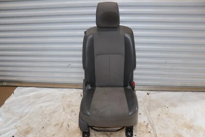 Nissan NV1500 NV2500 NV3500 2018-2021 asiento delantero derecho del lado del pasajero OEM Foto 1 de 4