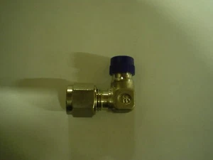 Qty 2 - 6LM2-316MC Hoke Male Elbow Metric Gyrolok - Picture 1 of 1