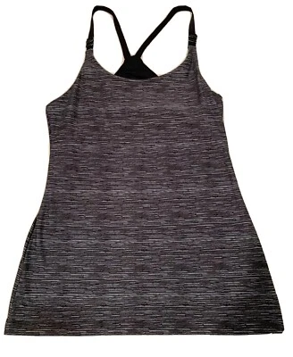 Marika 女式中号 Spacedye 灰色赛车胸罩带背心 Activ 二手状况完好 45 美元 — 第 1/4 张图片