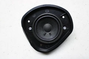 03-06 Porsche Cayenne Front Right RH Passenger Door Speaker 7L5035562 OEM Used - Picture 1 of 2