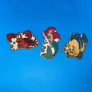 Disney The Little Mermaid Lot 3 Sebastian Ariel Flounder Plastic Pin BRABO 90’s - Picture 1 of 7