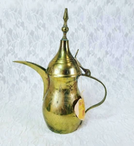 Antique 9" Etched Brass Arabic Middle Eastern Turkish Coffee Dallah Teapot w/TAG - Picture 1 of 5