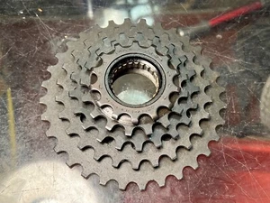 Beautiful Vintage NOS Maillard 5 Speed Black Freewheel 14-32t English Thread - Picture 1 of 5