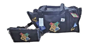 Vera Bradley Harry Potter Reiseset - Seesack & Kosmetikkoffer Hogwarts NEU - Bild 1 von 13