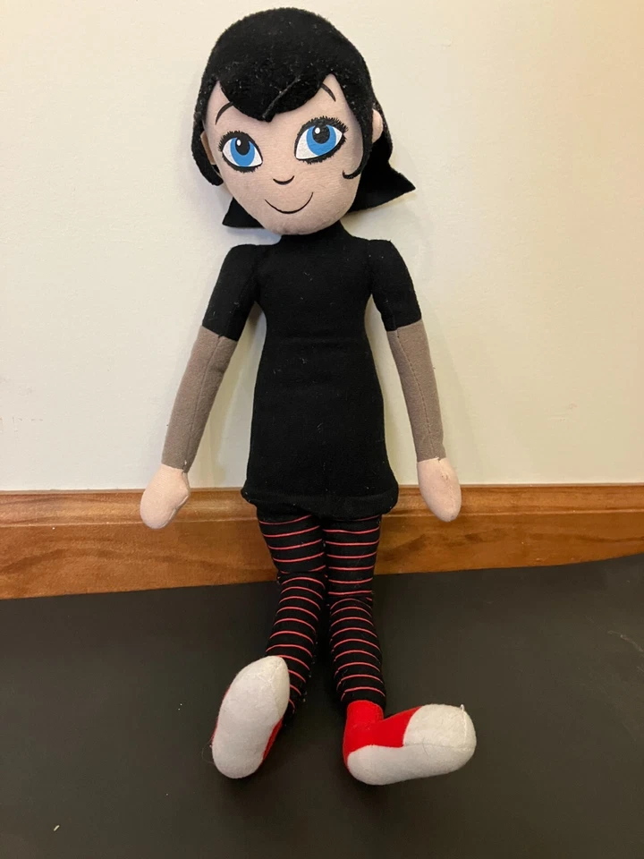 Hotel Transylvania 17” MAVIS PLUSH VAMPIRE DOLL Toy Factory Toy 2012 RARE! - Image 1 of 2