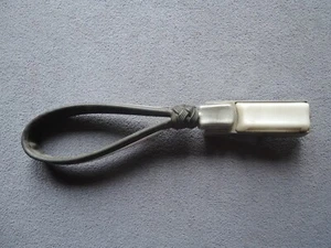 Alfa Romeo BERLINA Usado Original MANGO TRASERO IZQUIERDO AGARRE Luz de cortesía SIN Interruptor - Imagen 1 de 18