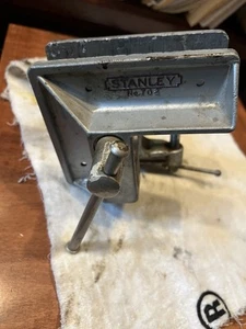 Veteran STANLEY No 702 Woodworkers Vise, Aluminum Alloy, Corner Table Mount, USA - Picture 1 of 10