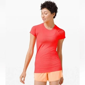 Lululemon Swiftly Tech Short Sleeve 2 - Picture 1 of 11