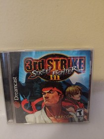Street Fighter 3 Third Strike. 2000. Dreamcast. case middle broken (loose disc)