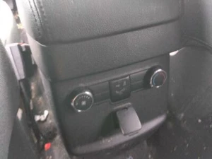 Temperature Control Rear Of Floor Console Fits 16-19 EXPLORER 2924667 - Picture 1 of 14