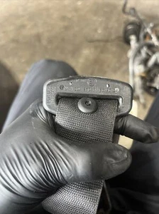 08-14 Mercedes W204 C250 C300 Rear Center Middle Seat Belt Seatbelt OEM 75k - Picture 1 of 3
