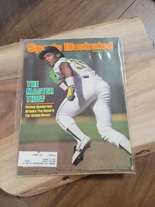 SPORTS ILLUSTRATED SEPTEMBER 6 1982 THE MASTER THIEF RICKY HENDERSON - Picture 1 of 2