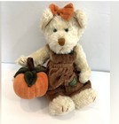 Boyds Bears Friends Cat FELINA B. CATTERWALL 8" Plush-Jointed, Holding Pumpkin, 