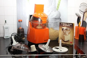 Robot MULTIXER KA- 70 de Rowenta, complet , Orange vintage 70' - Imagen 1 de 24