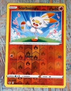SCORBUNNY 030/202 Common Swords & Shields 2020 Basic Pokémon REV HOLO - Picture 1 of 4