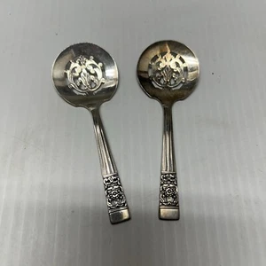 "Coronation" Cucumber Server Art Deco Community Silver Plate 4 3/8" Set Of 2 - Picture 1 of 9